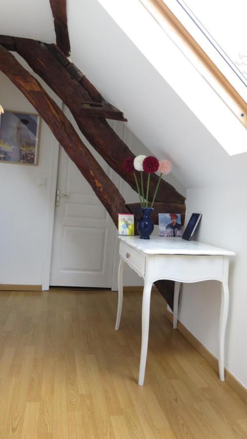 Chez Mary Poppins Apartment Vernon  Bagian luar foto