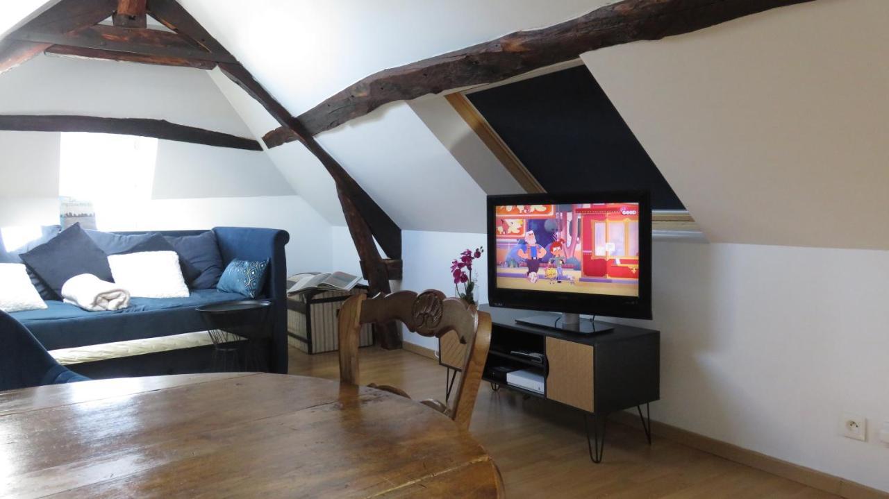 Chez Mary Poppins Apartment Vernon  Bagian luar foto